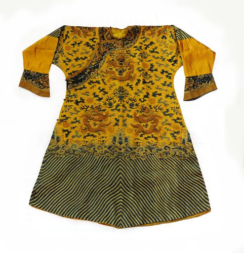 Chinese silk robe, 19th c.