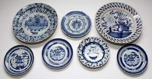 BLUE AND WHITE PORCELAIN PLATES AND BOWLS
