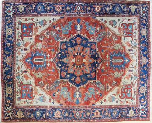 Contemporary Serapi carpet, 11' x 9'.