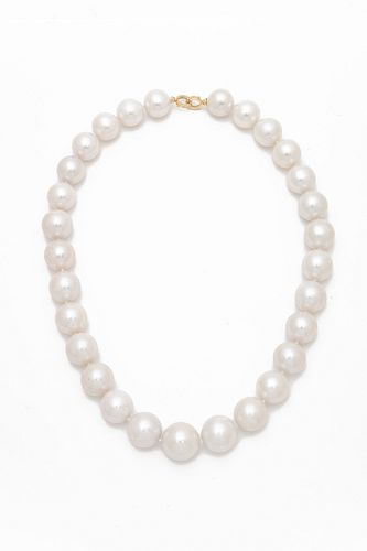 South Sea Pearl (13.3-16.5mm) Necklace, 18kt Gold & Diamond Clasp, L 17" 114g