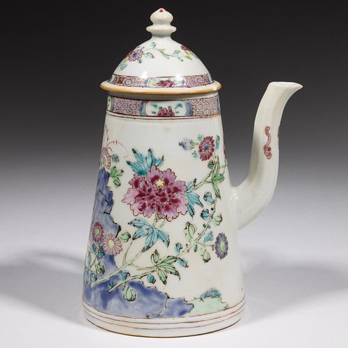 CHINESE EXPORT PORCELAIN FAMILLE ROSE COVERED CHOCOLATE POT