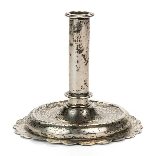 17TH CENTURY CONTINENTAL SILVER CANDLESTICK