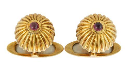 VINTAGE TIFFANY & CO. RETAILED ITALIAN 18K YELLOW GOLD AND RUBY CUFFLINKS, PAIR