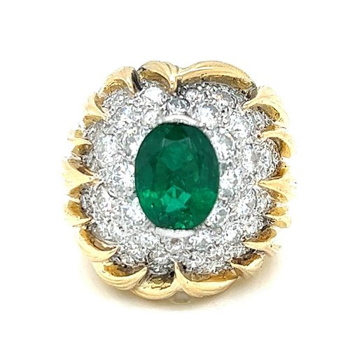 4.40 Ctw Diamonds & Emerald 18k Gold Ring