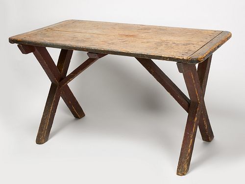 Sawbuck table