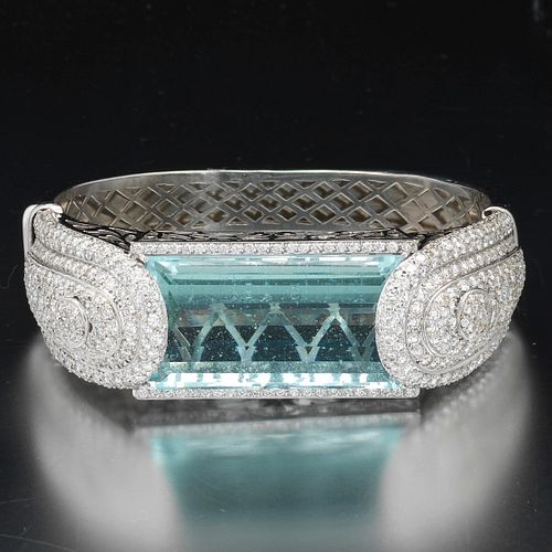 Impressive Aquamarine and Diamond Bracelet 