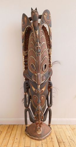 New Guinea ornamental mask