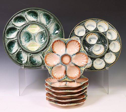 (8) FRENCH FAIENCE OYSTER SERVICE PLATES & PLATTER