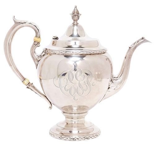 AMERICAN REED & BARTON STERLING SILVER COFFEE POT