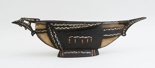 SOLOMON ISLAND PAINTED AND INLAID SHELL WOODEN CEREMONIAL BOWL