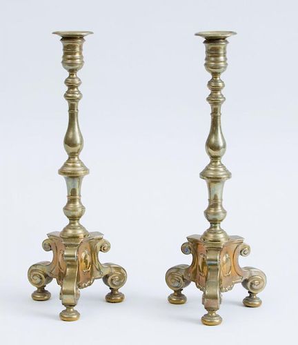 PAIR OF CONTINENTAL BAROQUE BRASS CANDLESTICKS, PROBABLY FLEMISH
