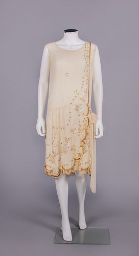 BEADED CREPE DE CHINE PARTY DRESS, MID 1920s