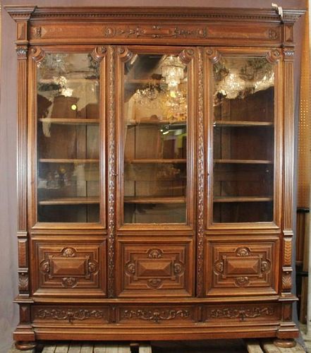 Louis XIII 3 door bookcase in oak