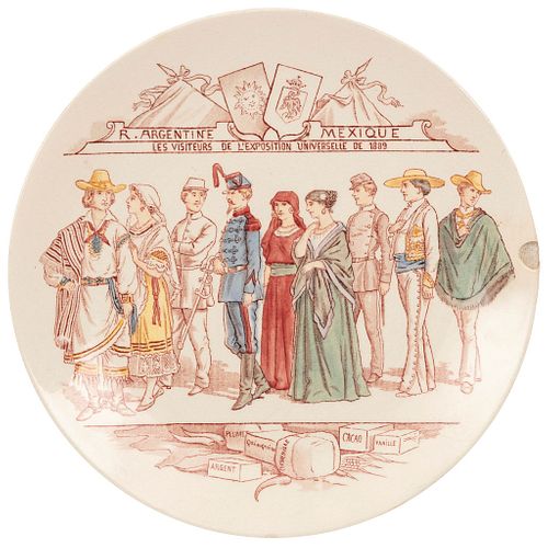 Recuerdo de la Exposición Universal en París 1889. Sarreguemines. R. Argentine- Mexique, Les Visiteurs. Plato de cerámica.