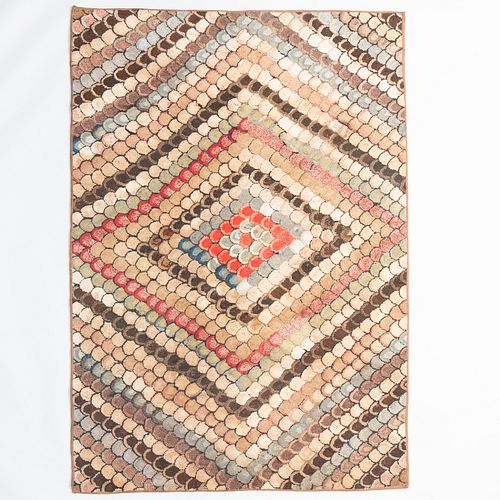 Scallop Pattern Hooked Rug