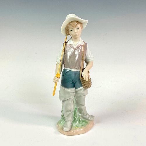 Going Fishing - Lladro Porcelain Figurine