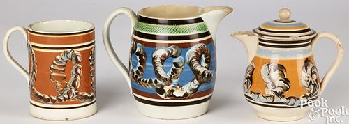 Three pieces mocha earthworm decorated pearlware