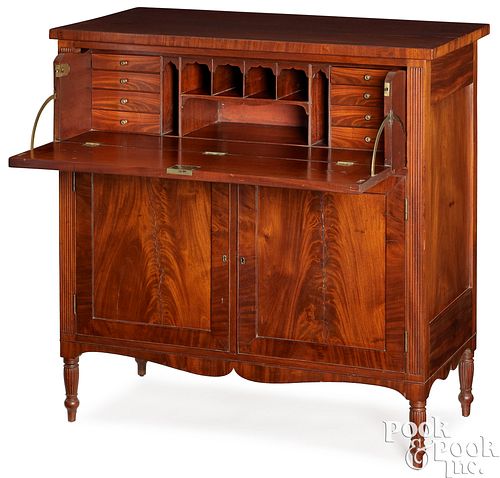 Delaware Sheraton mahogany butler's desk, ca. 1810