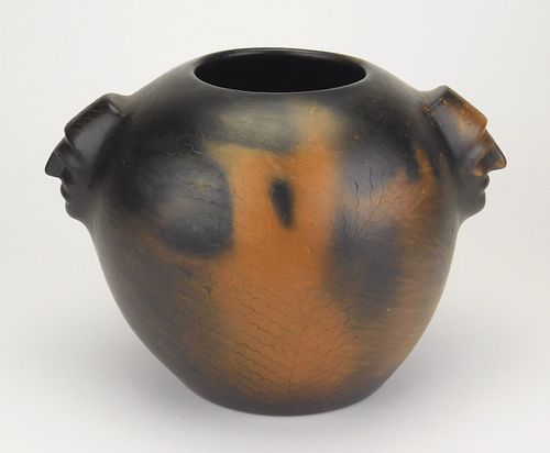 Earl Robbins ceramic vase
