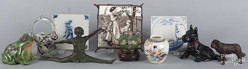 Decorative accessories, to include an Austrian bronze, a pottery frog, delft tiles, etc.