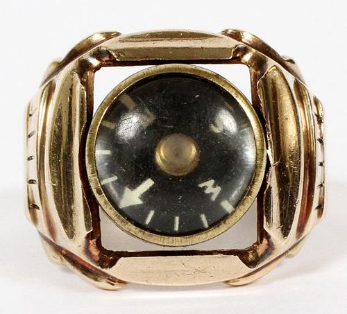 10KT GOLD RING W/ COMPASS