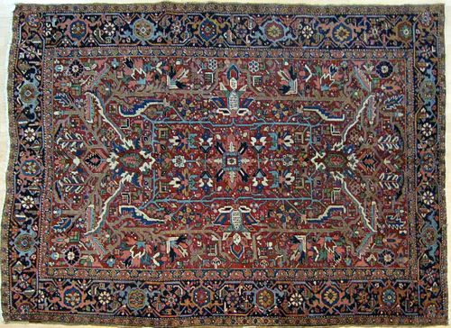 Heriz carpet, ca. 1940, with overall pattern on ae