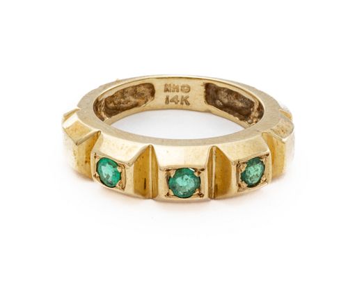 14K Yellow Gold & Emerald Ring Band, 6.3g Size: 7