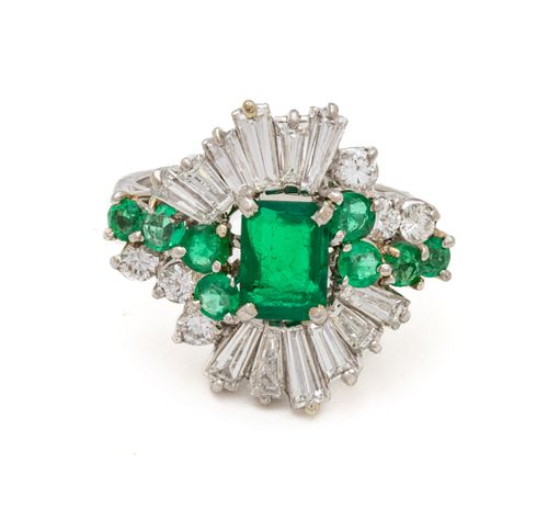Emerald And Diamond Cluster Ring, Platinum, Ca. 1960, 8g Size: 4