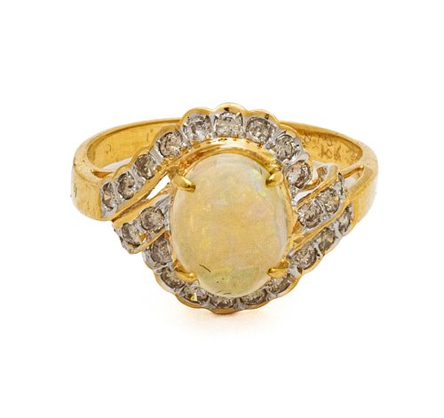 Australian Opal, 18k Yellow Gold & Diamond Ring, 4g Size: 6.5