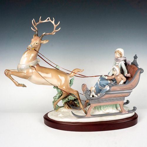 Lladro Porcelain Sculpture, Winter Wonderland 1001429