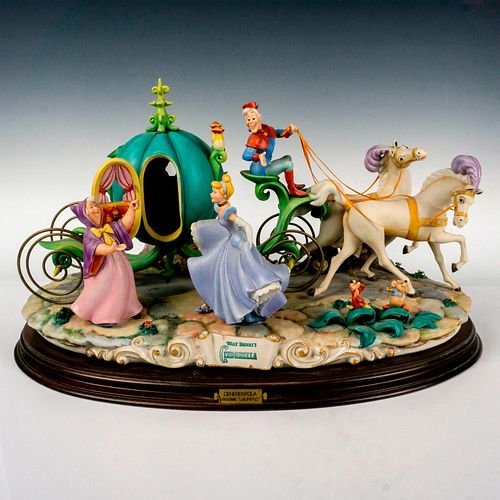 Capodimonte Disney Porcelain Sculpture Cinderella
