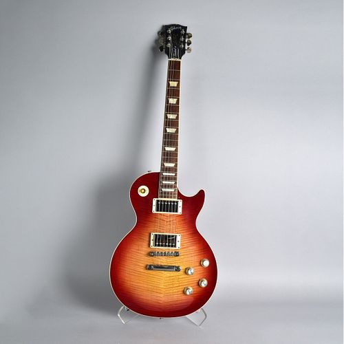 Gibson - Les Paul Standard Guitar w/ Case