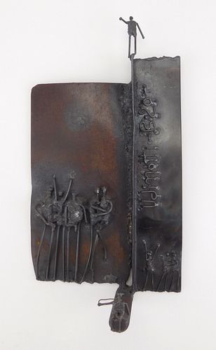 Agnese Udinotti metal sculpture