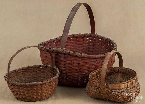 Three splint gathering baskets, 19th c., tallest - 16''.