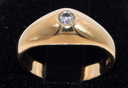 14k Gold & Diamond Ring 