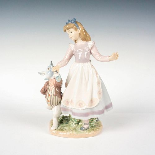 Alice In Wonderland 1005740 - Lladro Porcelain Figurine