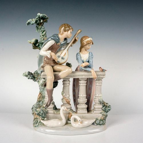 Serenade 1005381 - Lladro Porcelain Figurine