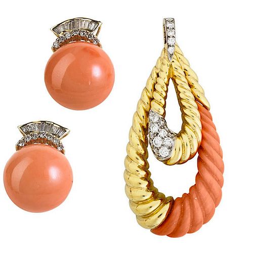 CORAL AND DIAMOND YELLOW GOLD JEWELRY