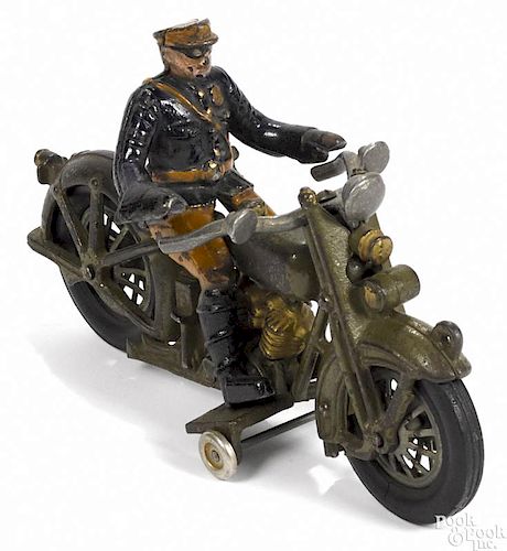 Hubley cast iron Harley Davidson police motorcycle, 9'' l.