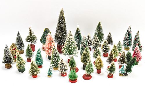 VINTAGE BOTTLEBRUSH CHRISTMAS TREES (38)