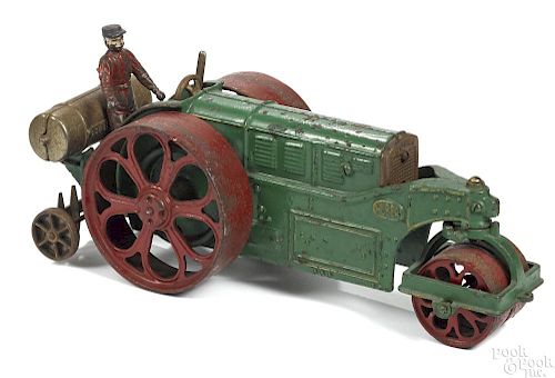 Hubley cast iron Huber road roller with a painted driver, 14 1/2'' l.