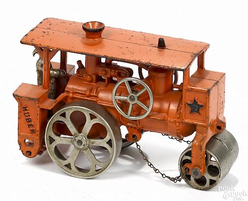 Hubley cast iron Huber road roller with a nickel-plated driver, wheels, and roller, 7 3/4'' l.