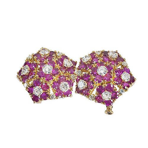 FRENCH DIAMOND AND RUBY TRANSFORMABLE BROOCH
