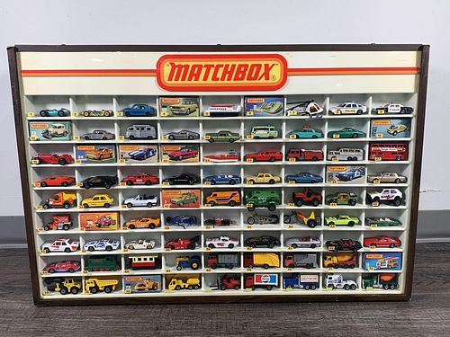 MATCHBOX DISPLAY CASE WITH CARS