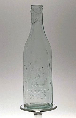 1905 Seipp&#39;s Pilsener Style Beer 12oz Embossed Bottle Chicago Illinois