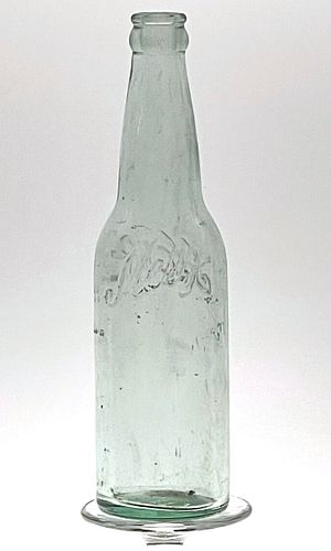 1924 Merz (Dixie) Beverage 12oz Embossed Bottle New Orleans Louisiana