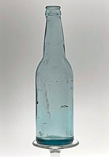 1910 I. Leisy Brewing Co. Beer 12½oz Embossed Bottle Cleveland Ohio
