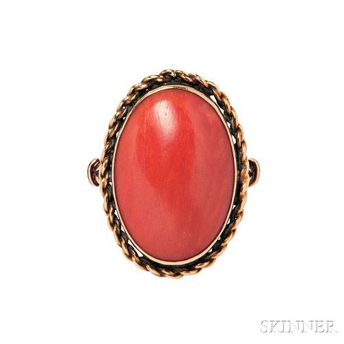 18kt Gold and Coral Ring