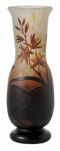 Daum Nancy Cameo Glass Vase with