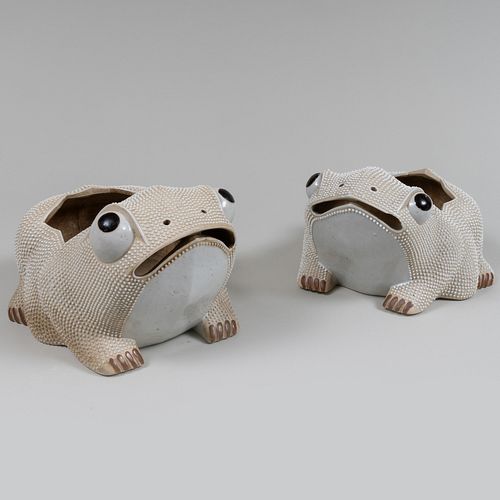 Pair of Chinese Export Porcelain Frog Form Jardinères